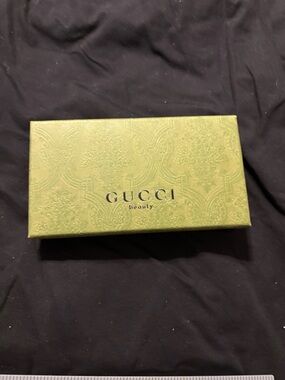 Gucci Beauty Olive Green Embossed Box W/samples NWOT